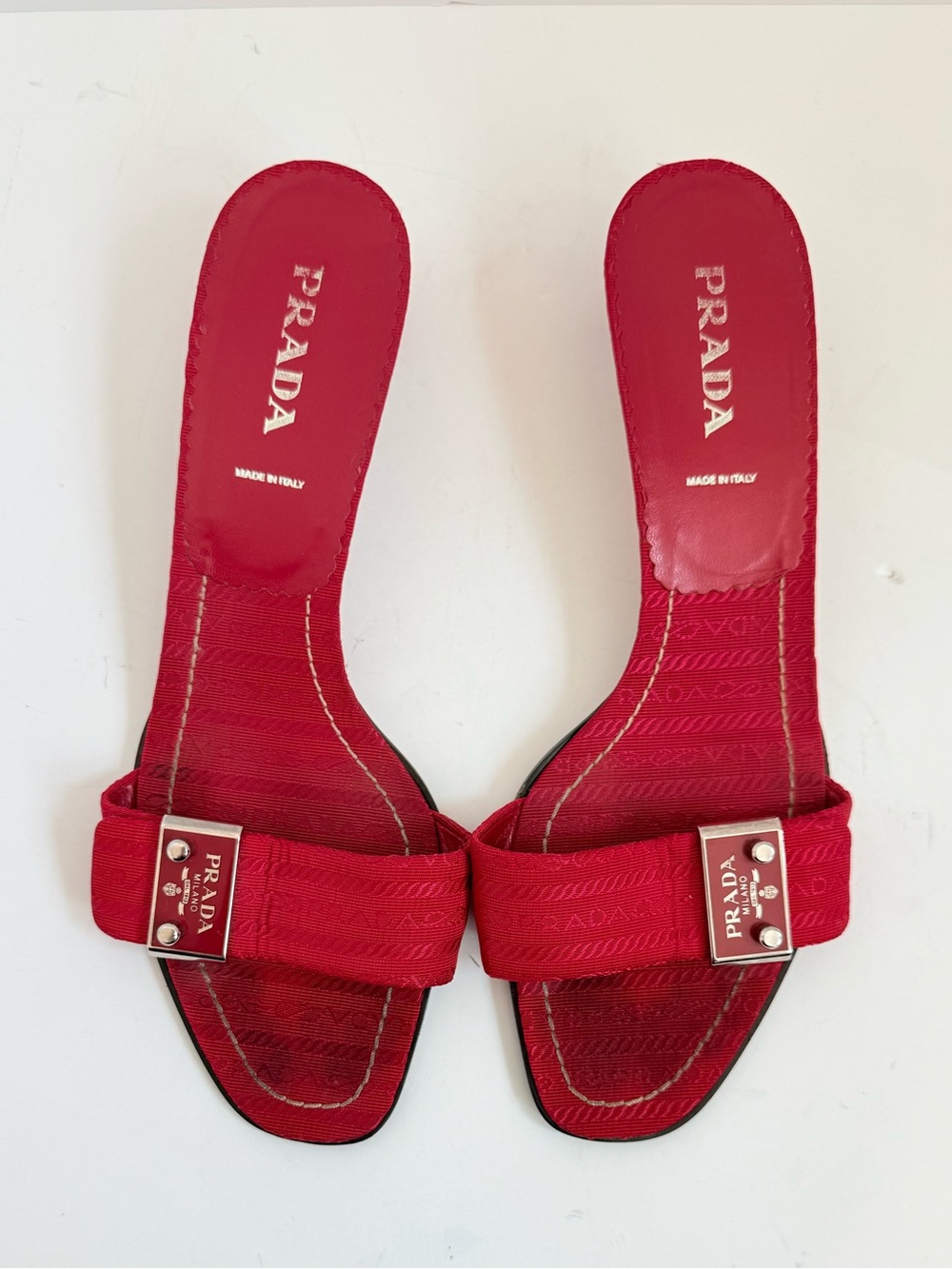 Vintage Prada Red Logo Print Slide Sandals Heels 39.5 Y2k Archive Mules